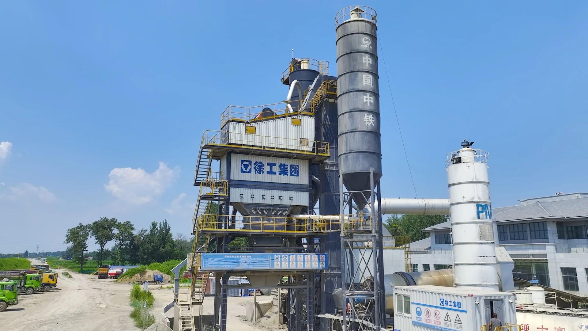 5000型！助力河南高速建設(shè)！