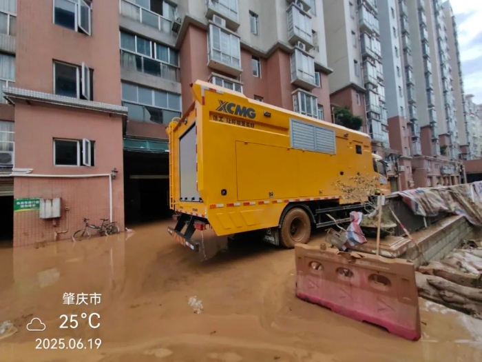 火速馳援！徐工多臺“抗洪勇士”全力迎戰(zhàn)!