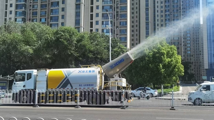 徐工多功能抑塵車，助力家鄉(xiāng)徐州環(huán)境，更“凈”一步！